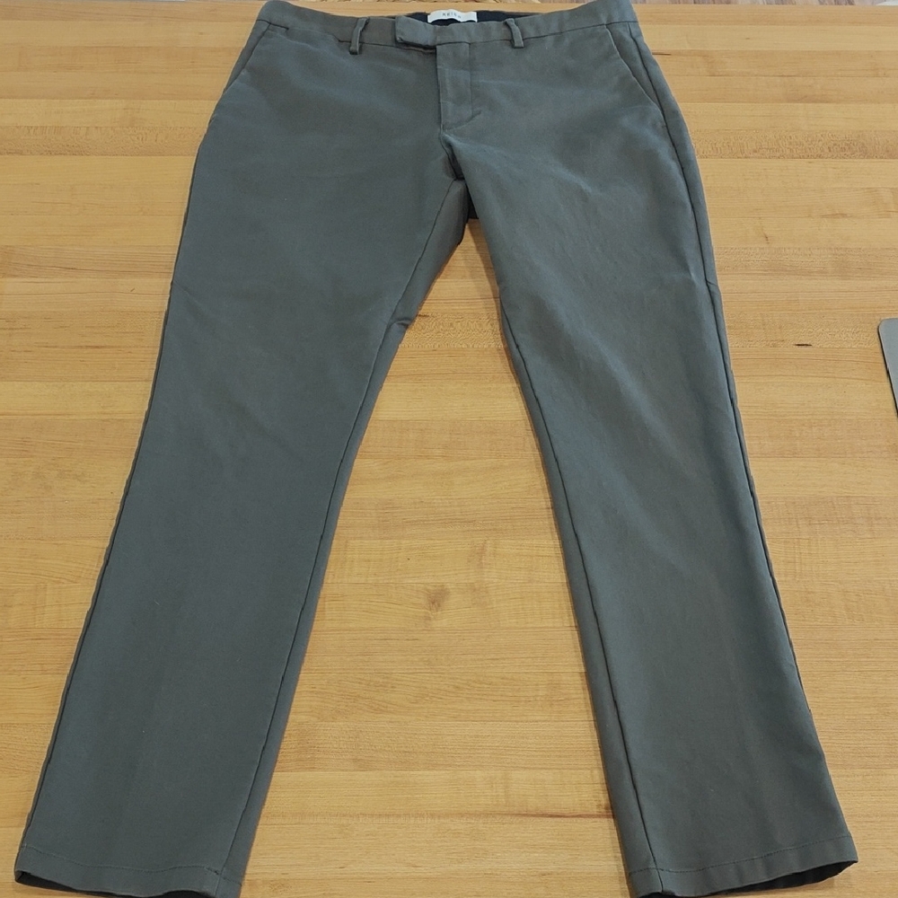Reiss- Men's Olive Green Chino Pant